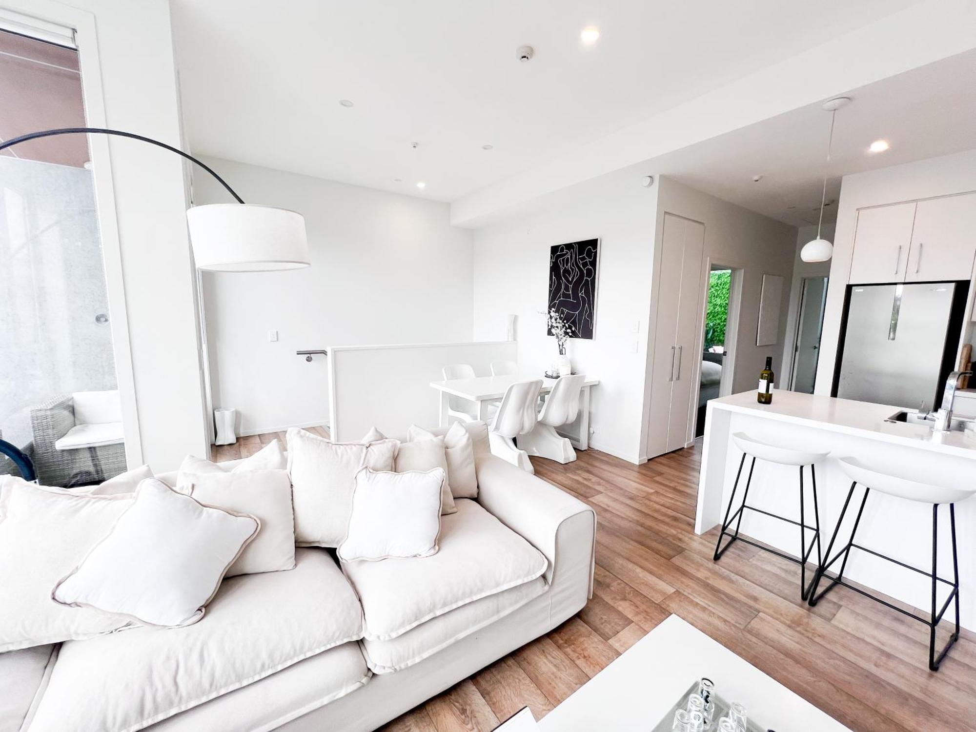 Luxury 2 Bedroom Apartment With Cocktail Bar And Espresso Machine オークランド エクステリア 写真