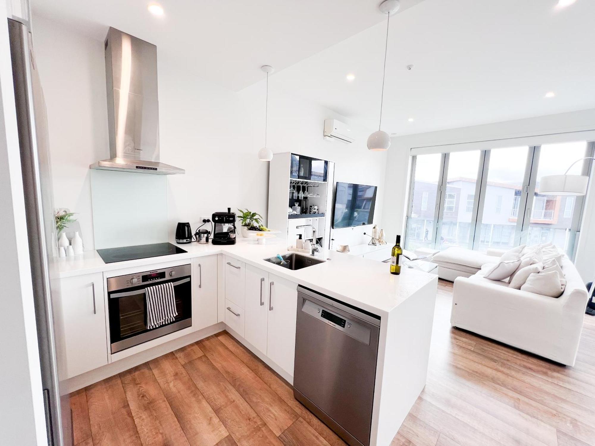 Luxury 2 Bedroom Apartment With Cocktail Bar And Espresso Machine オークランド エクステリア 写真